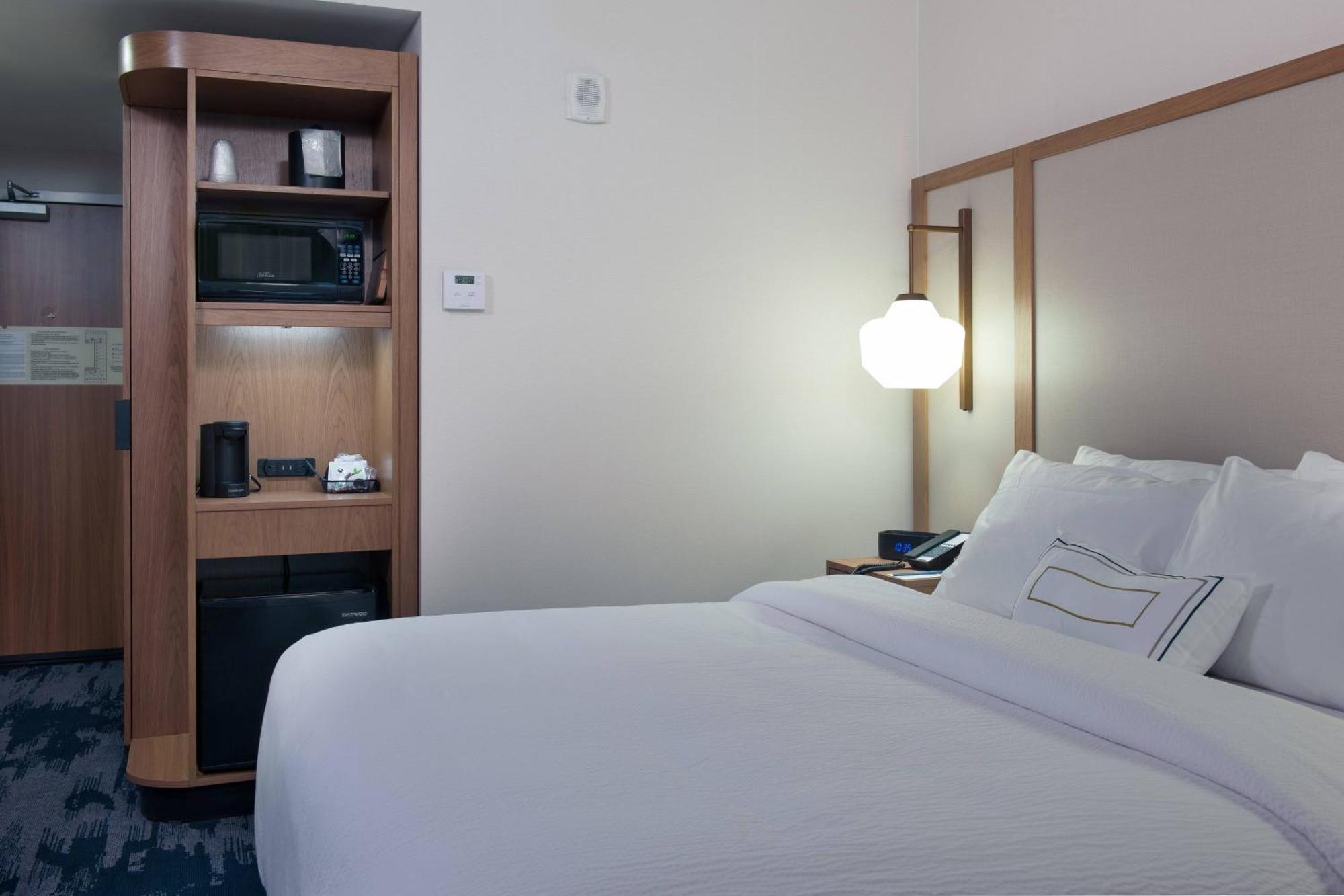 Hotel Fairfield By Marriott Downtown Pittsburgh