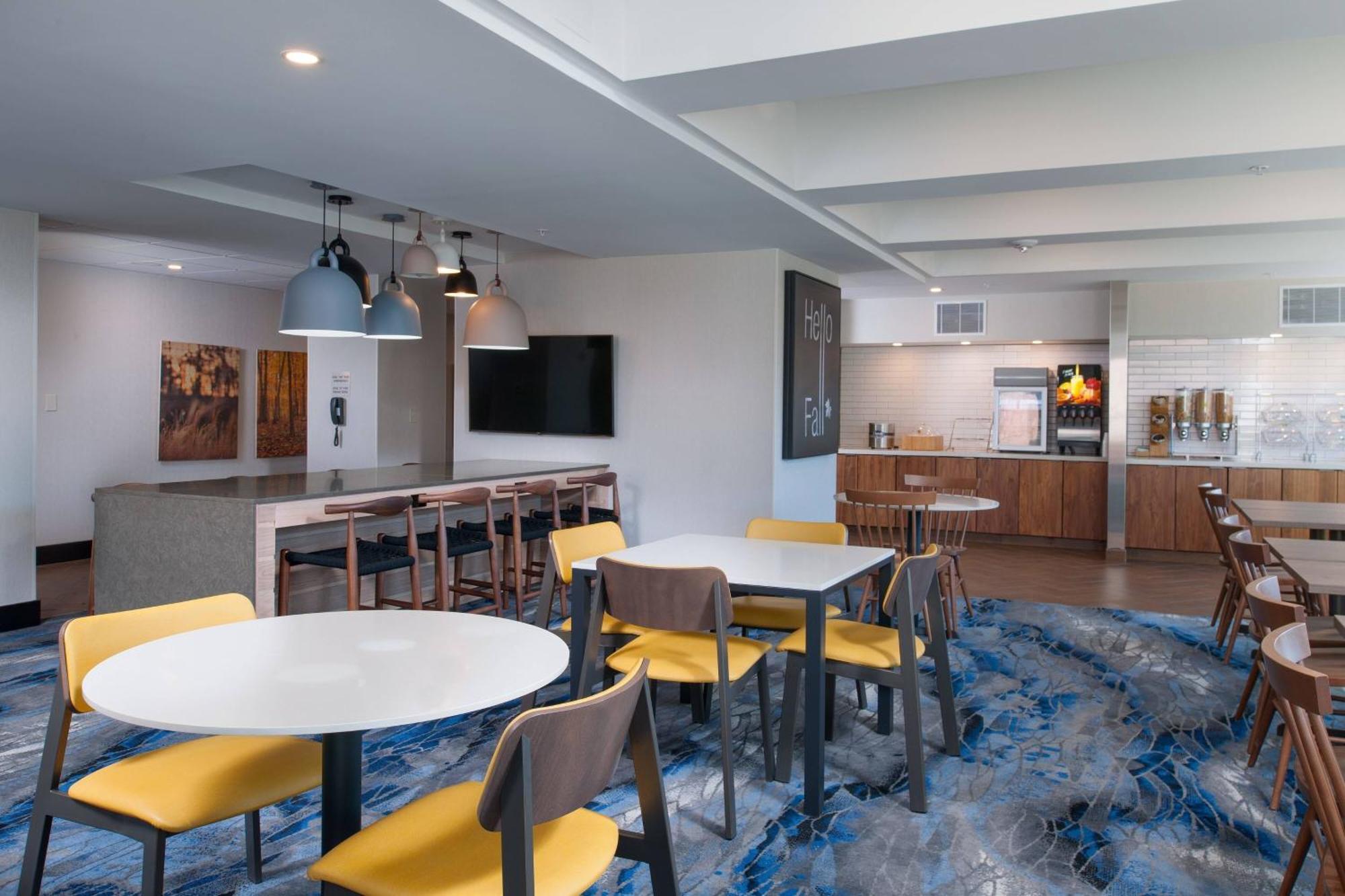 Fairfield By Marriott Downtown 3*