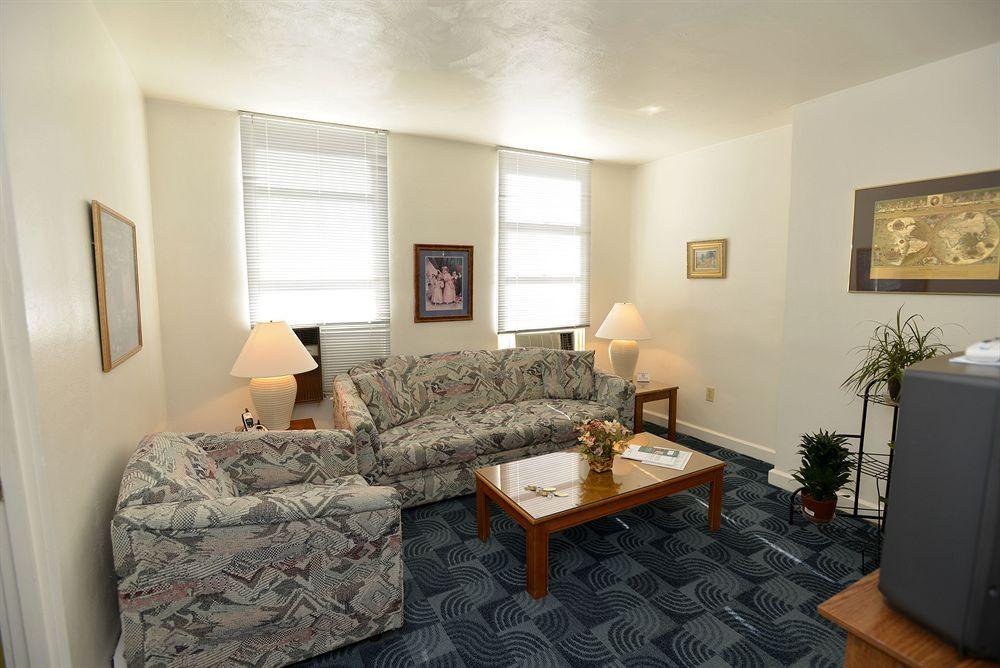 Friendship Suites