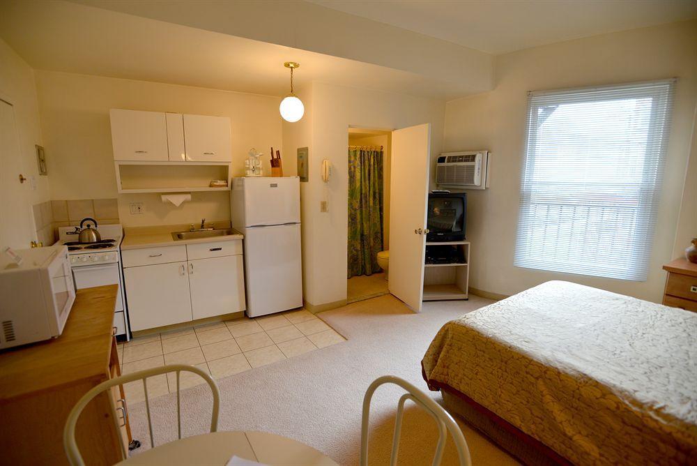 Friendship Suites Pittsburgh