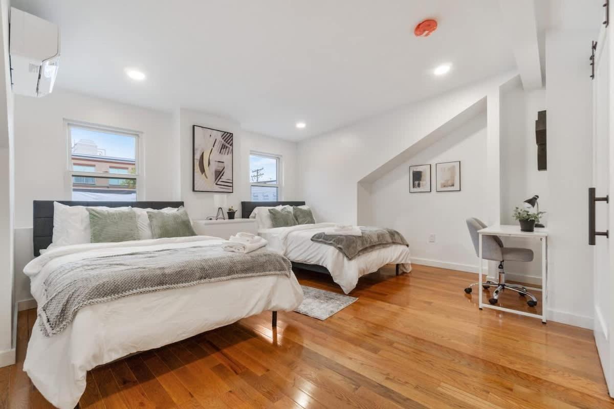 Ferienhaus 3 Bdrm 2 And A Half Bath - House Private Yard Duplex Pittsburgh