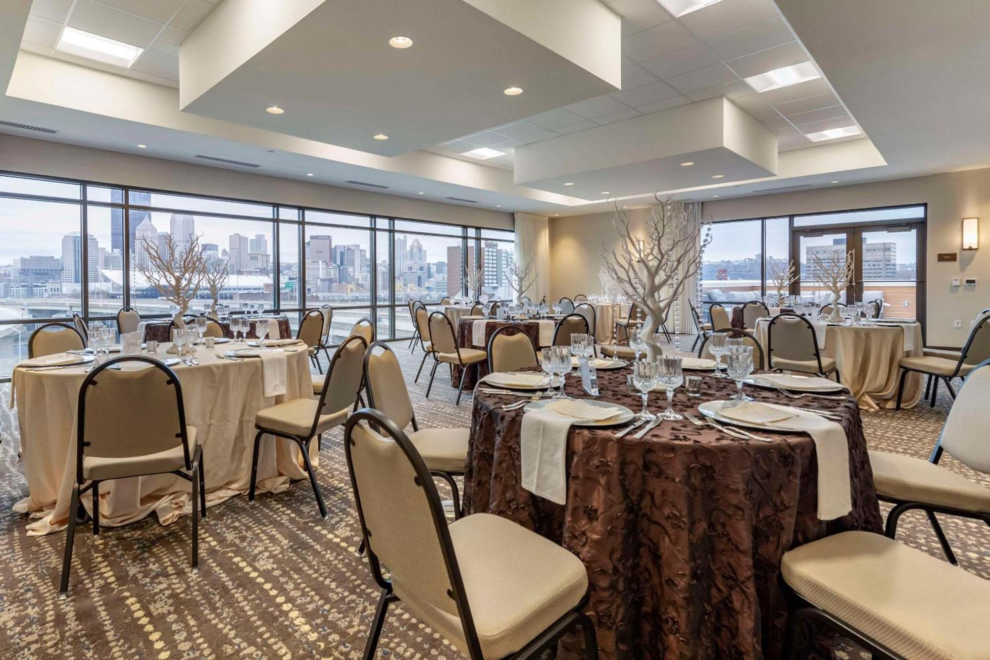Hotel Comfort & Pittsburgh-northshore