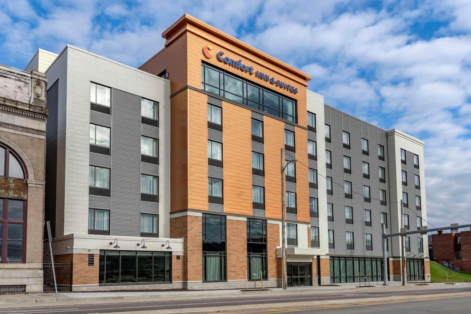 Comfort & Pittsburgh-northshore 3*