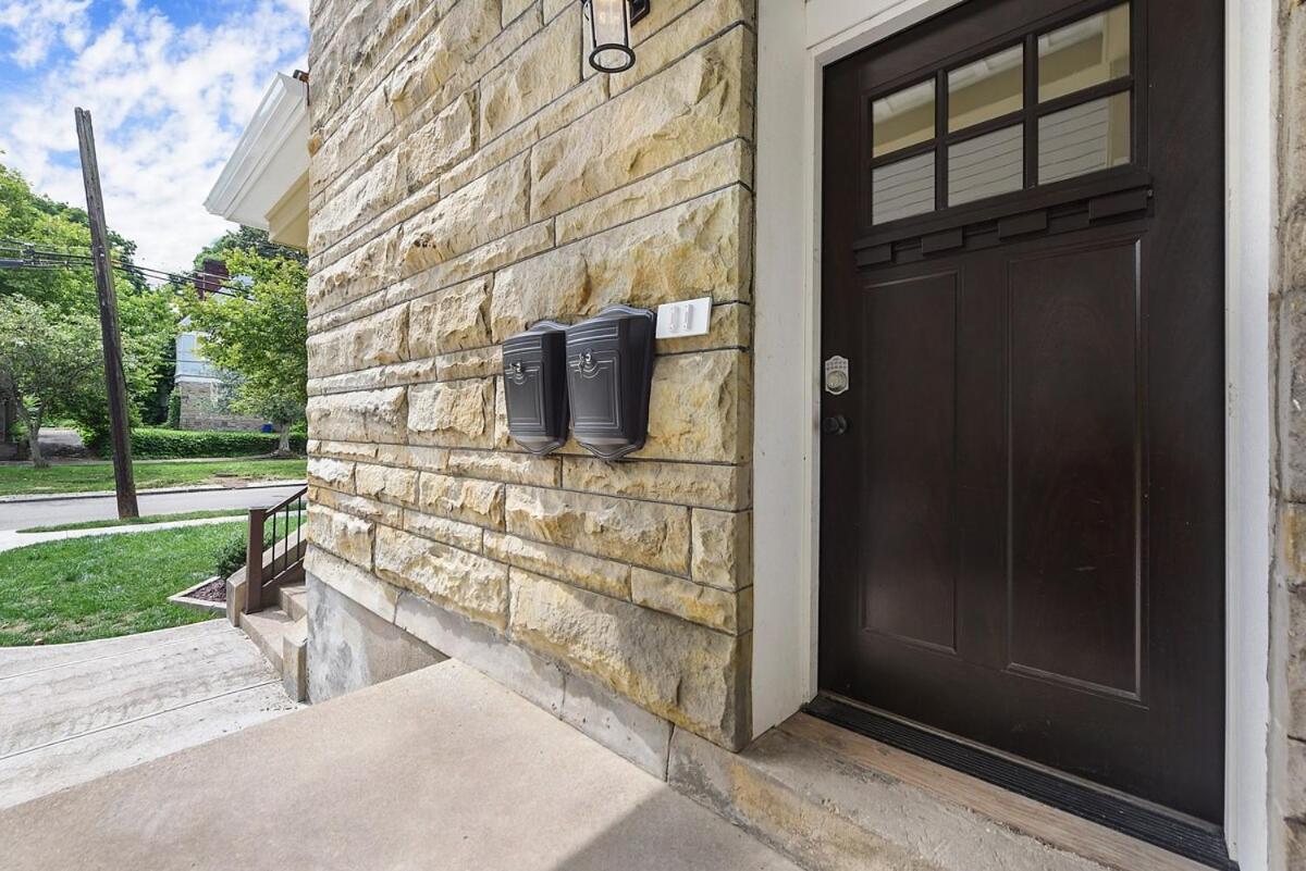 Apartment 3 Bedroom House With Netflix, Free Parking, Near Hospitals, Shopping,food