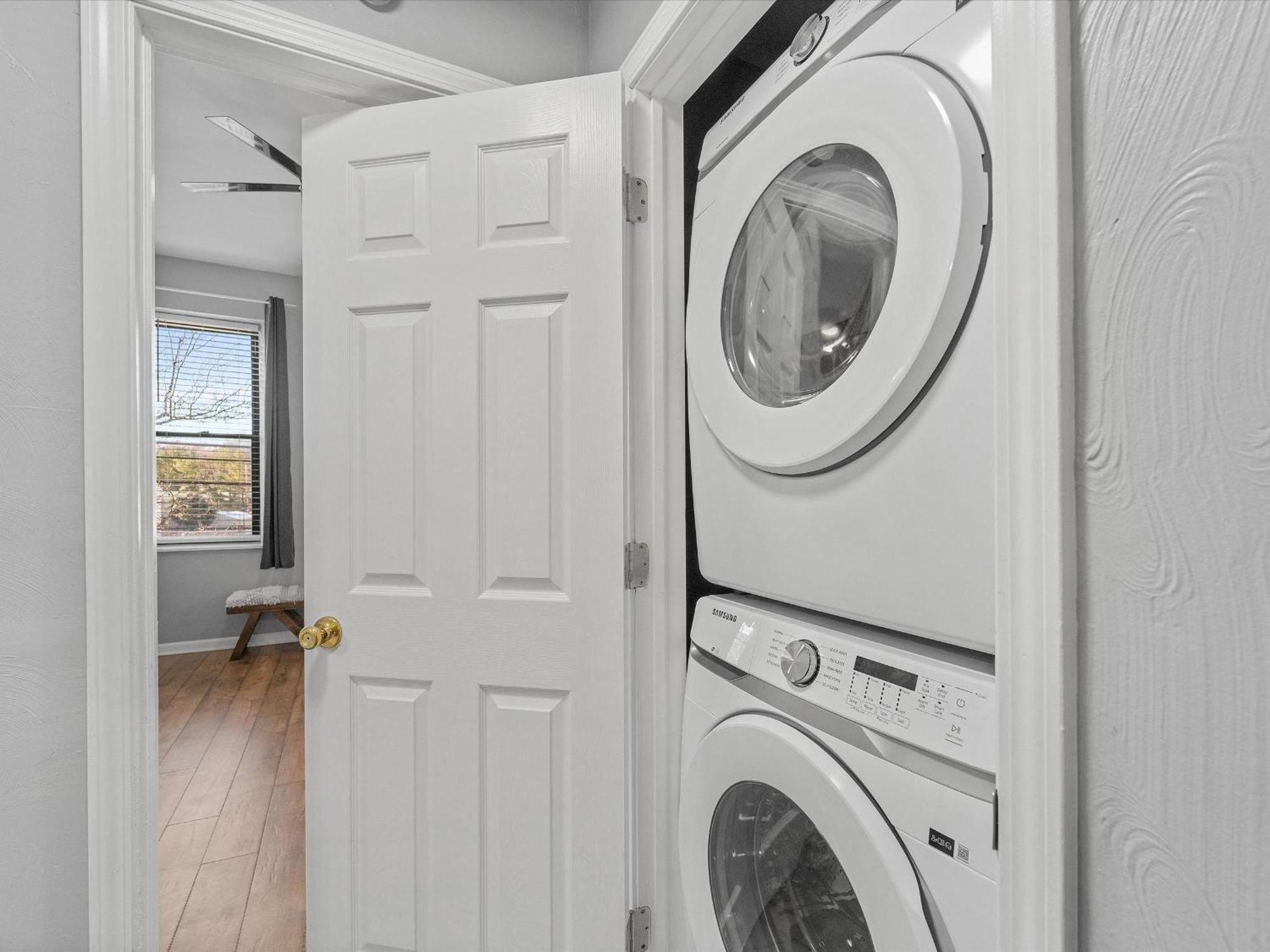 Lawrenceville !3 Large And Spacious One Bedroom With Free Street Parking Apartment Pittsburgh