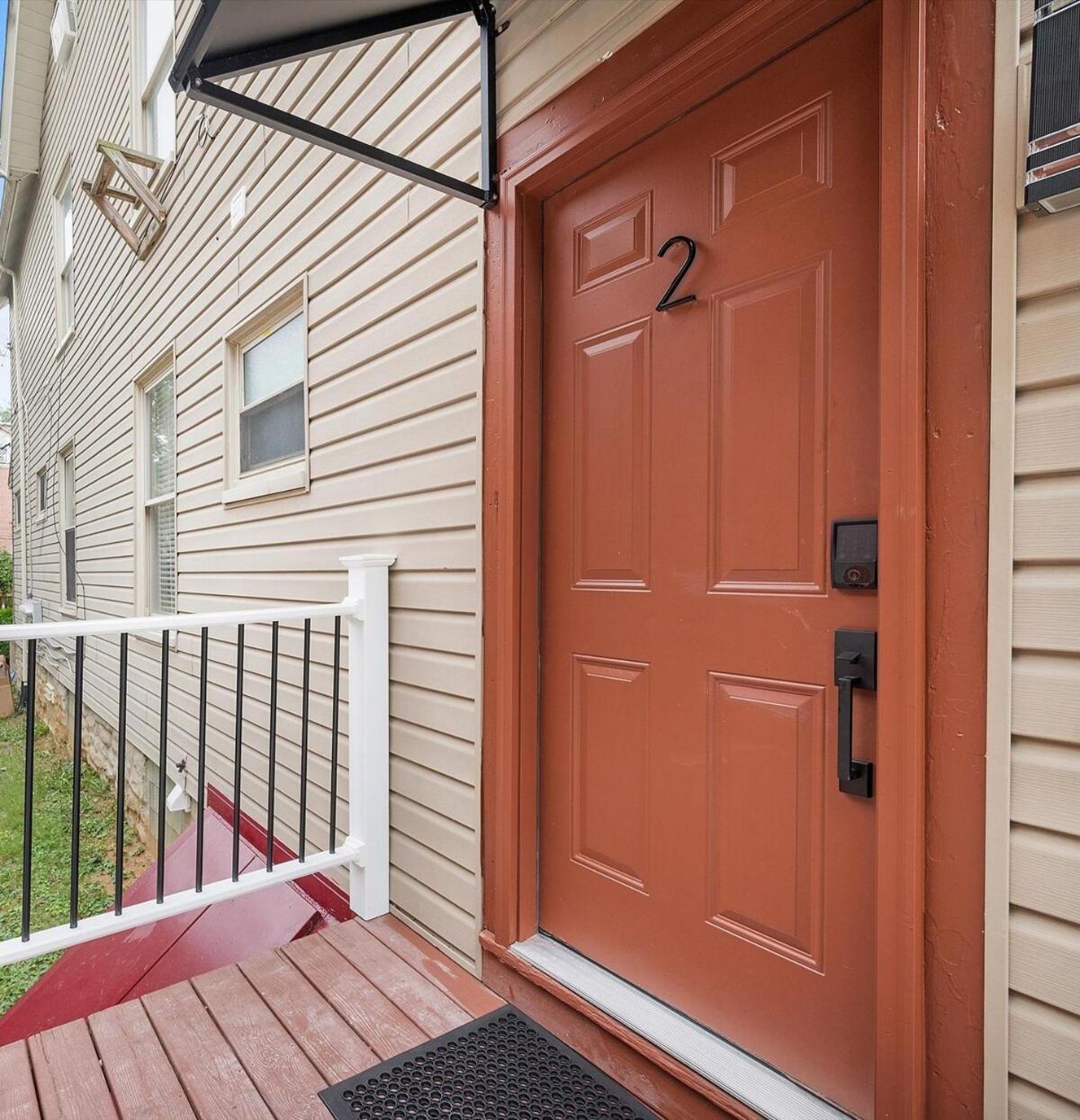 Shadyside, !2 Bright And Stylish With Free Parking * Pittsburgh