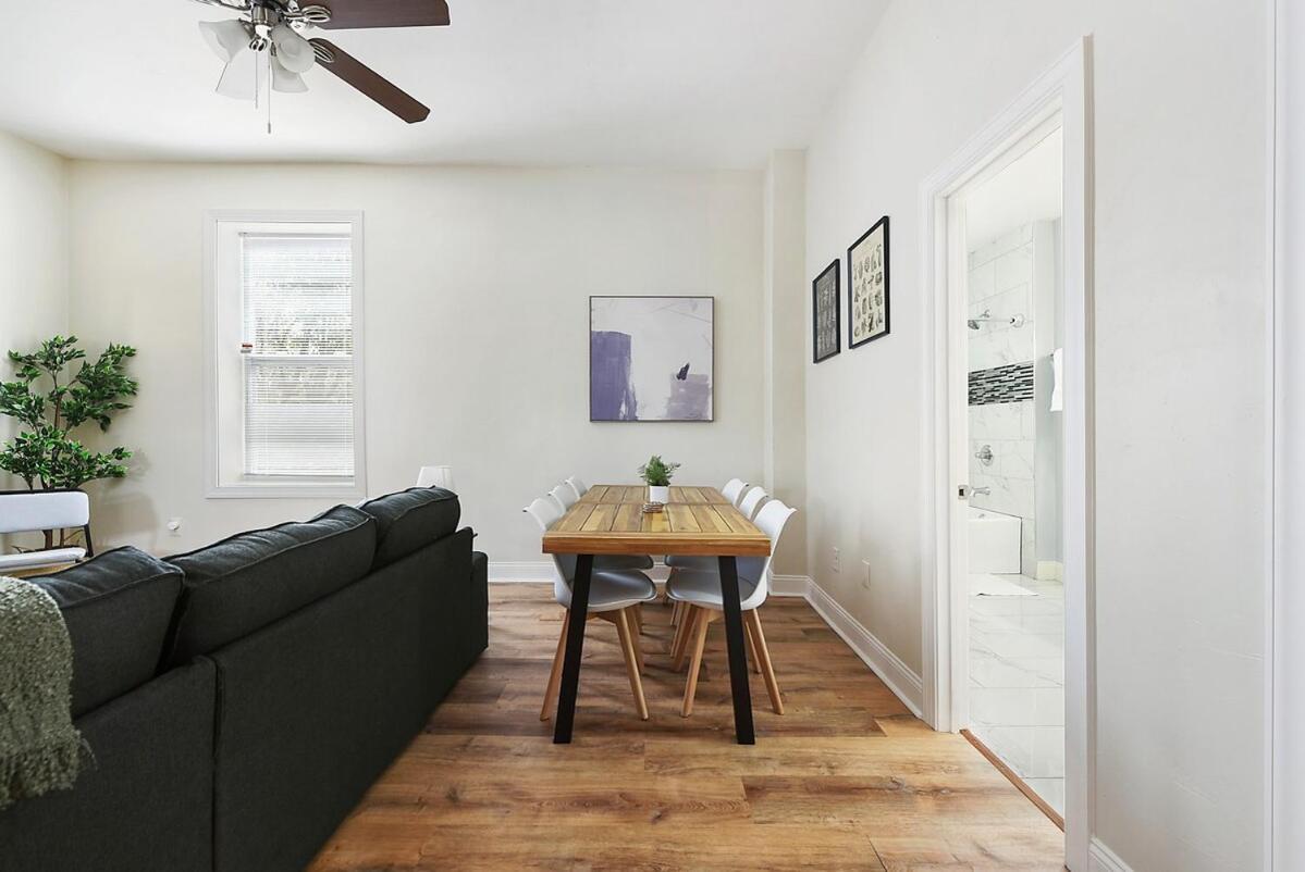 Apartment 9 Bedroom House With King-sized Bed Near Bakery Square Pittsburgh