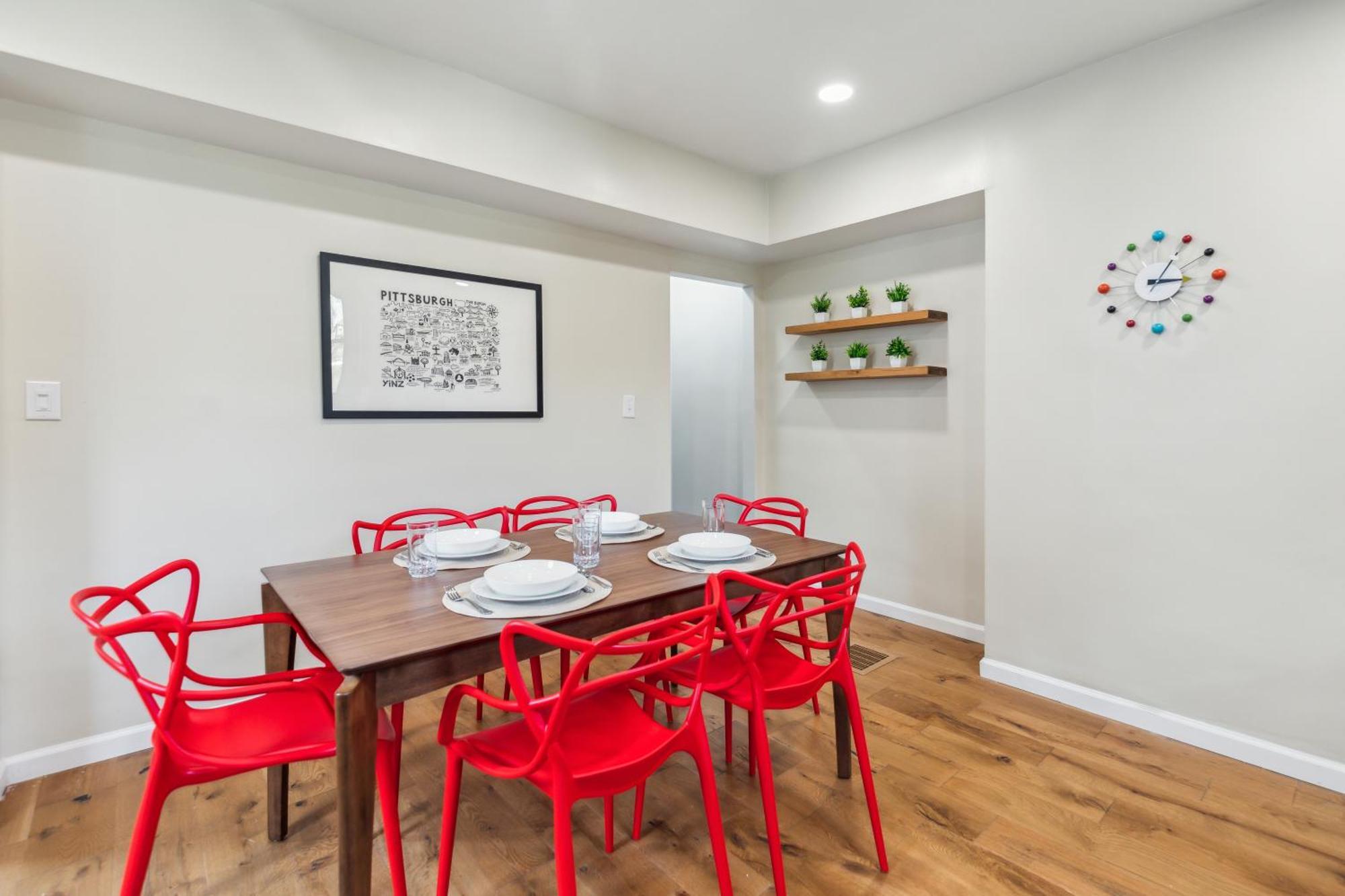 Holiday home Charming Remodeled 3-br Near Attractions