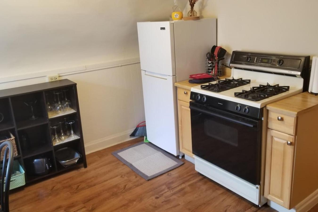 Mt Washington 4 Grandview Ave At Gazebo Park 1 Bedroom Penthouse