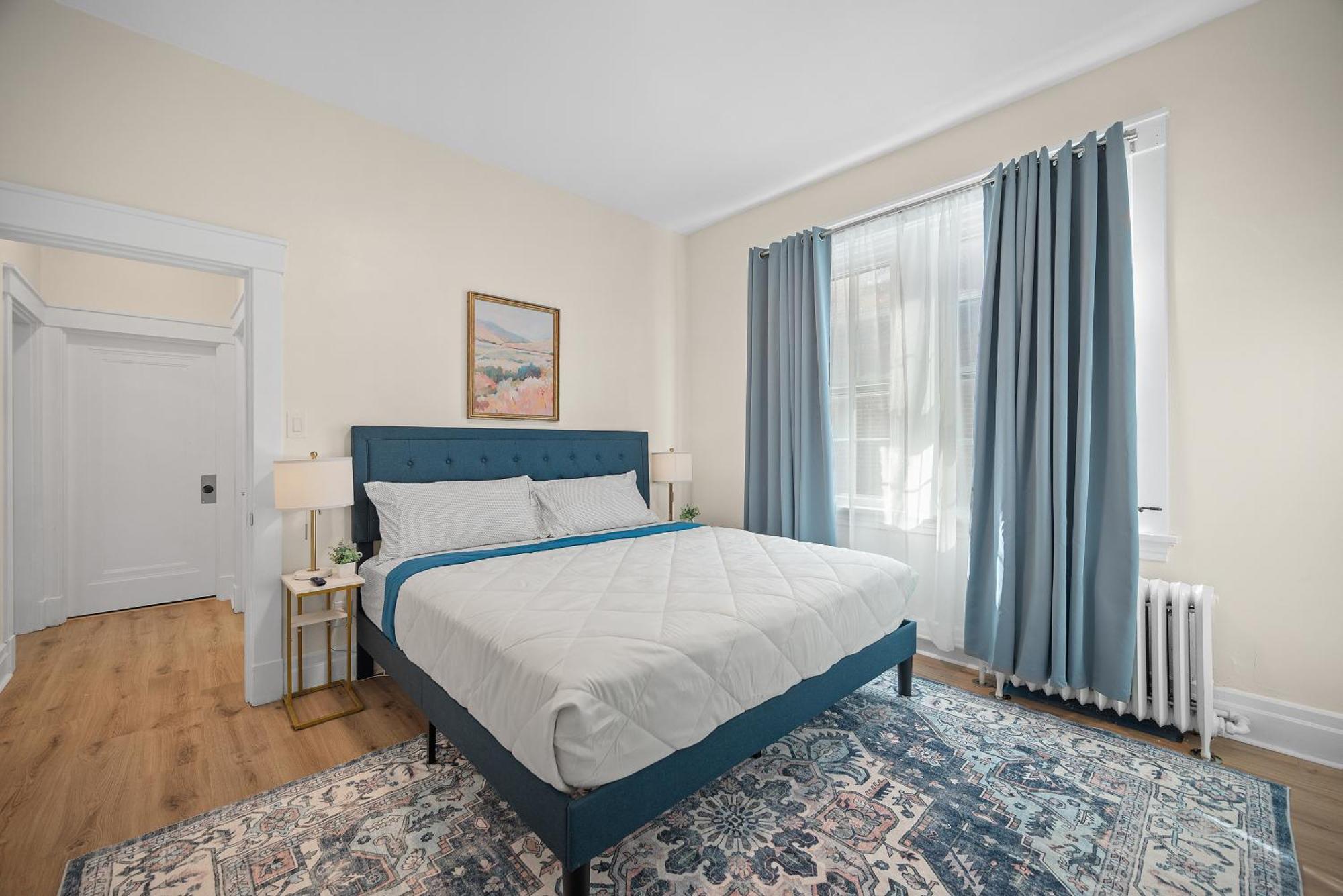Unique Highland Park 2 Bdr Loft Sleeps 5 * Pittsburgh