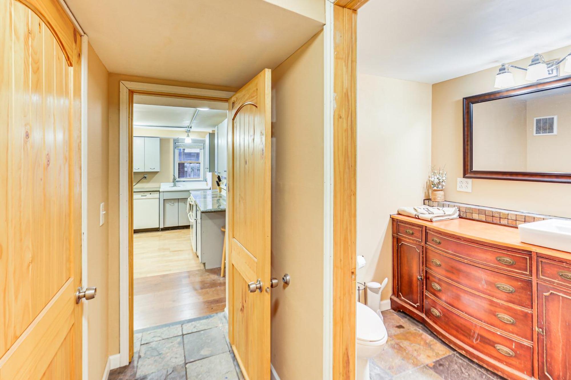 Walkable In The Heart Of Pittsburgh! Apartment *