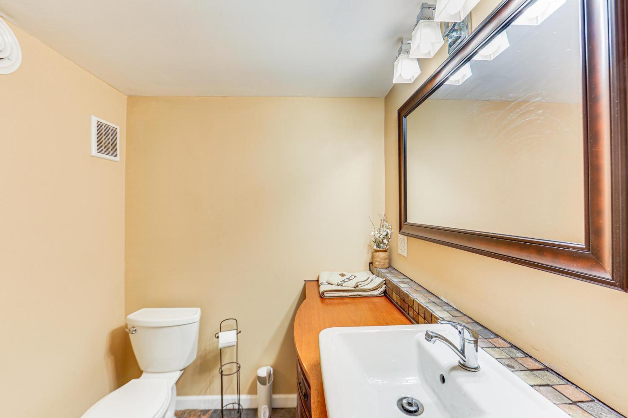 Apartment Walkable In The Heart Of Pittsburgh! Pittsburgh
