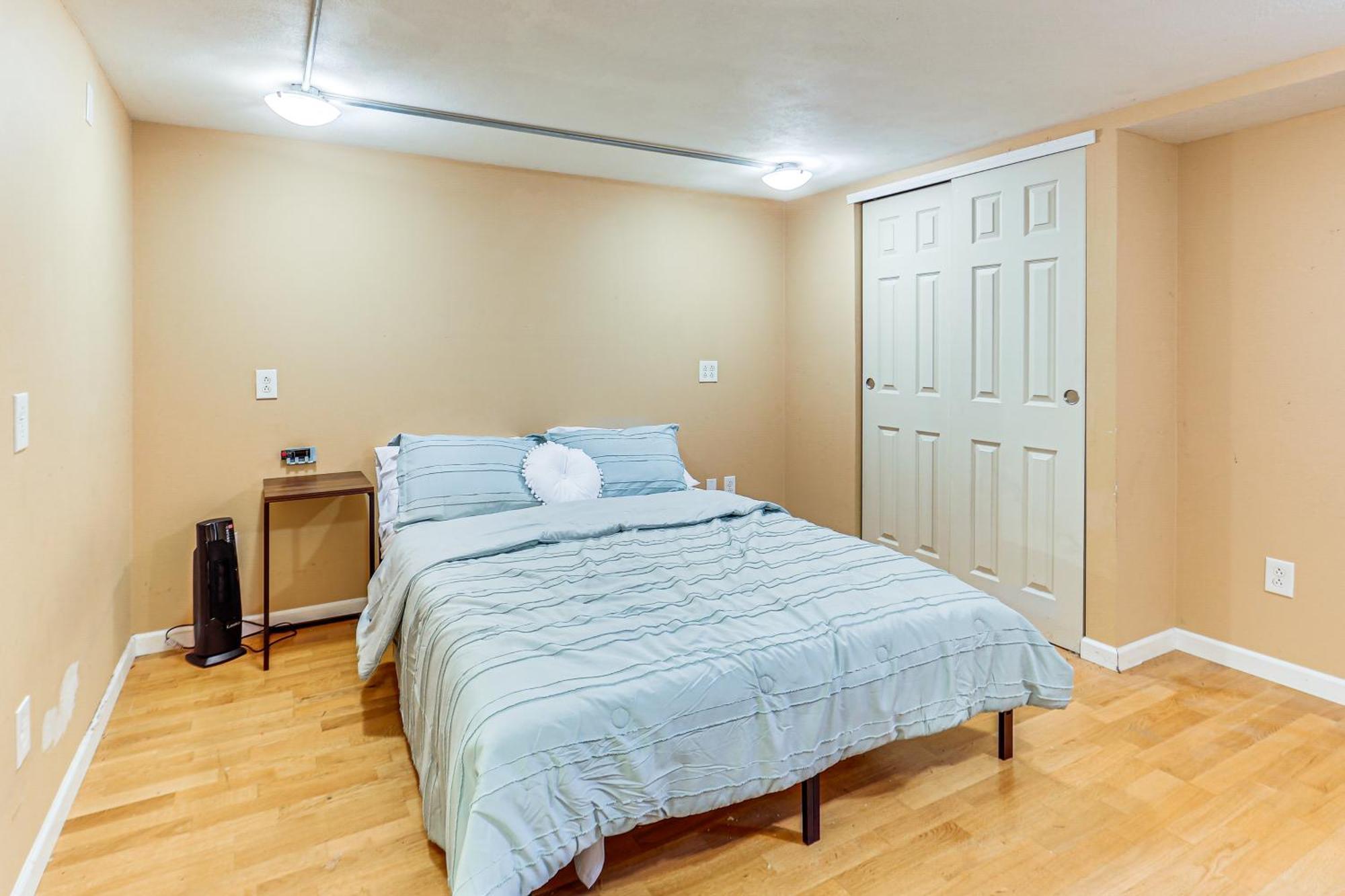Walkable In The Heart Of Pittsburgh! *