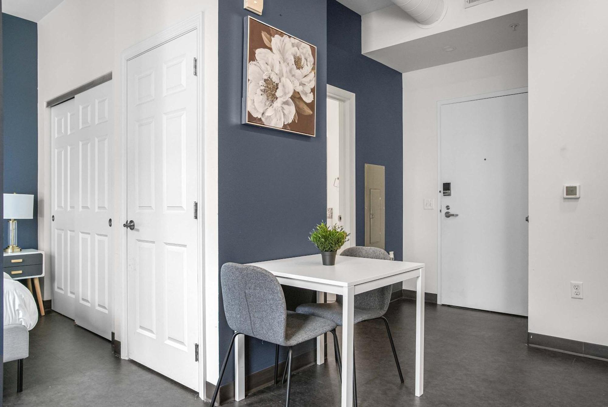 Cozysuites Stunning 1br In Downtown Pitts #26 *