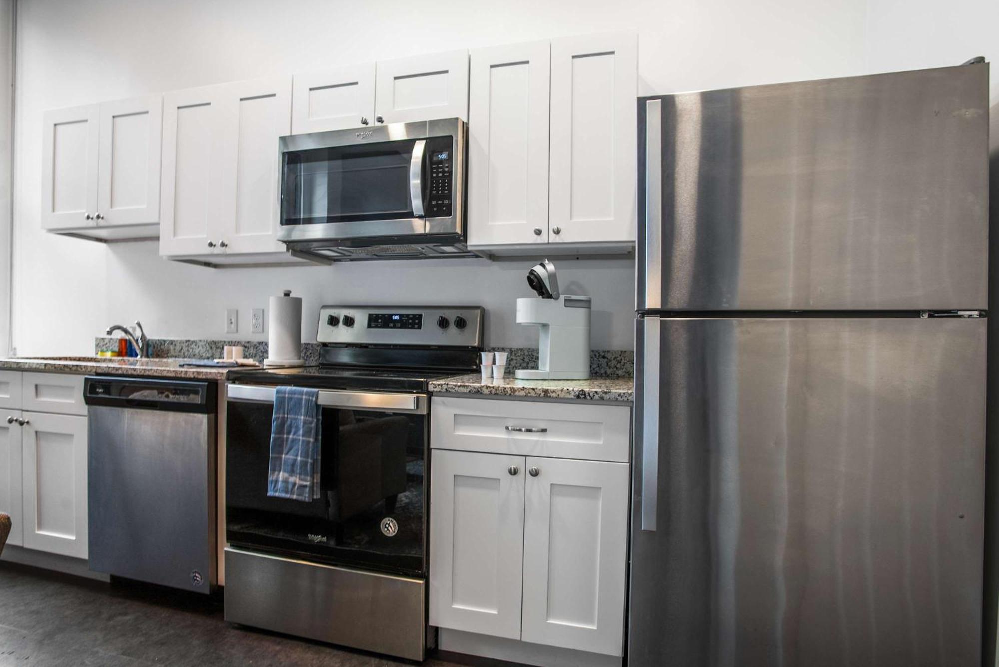 Cozysuites Stunning 1br In Downtown Pitts #24 *