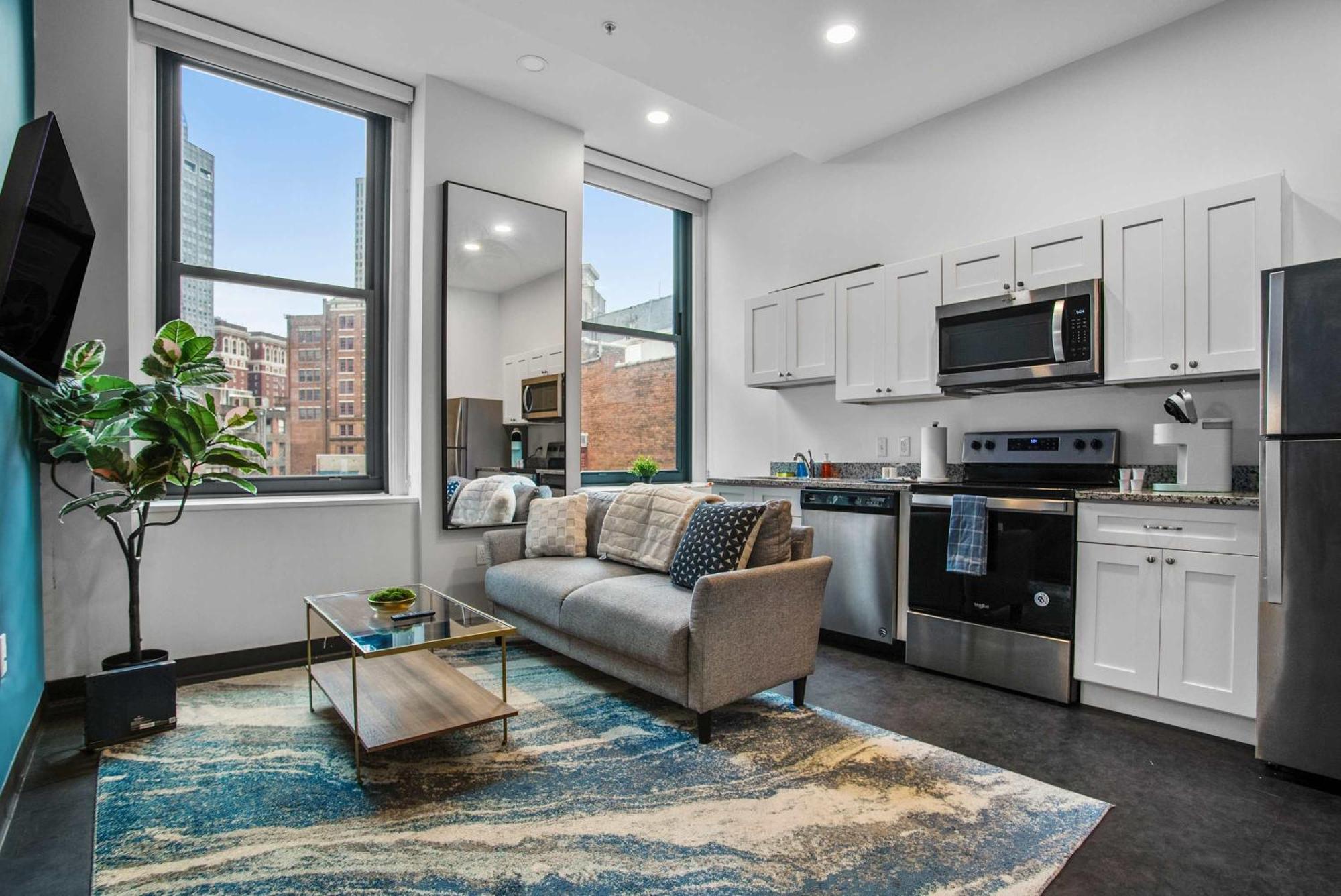 Cozysuites Stunning 1br In Downtown Pitts #24