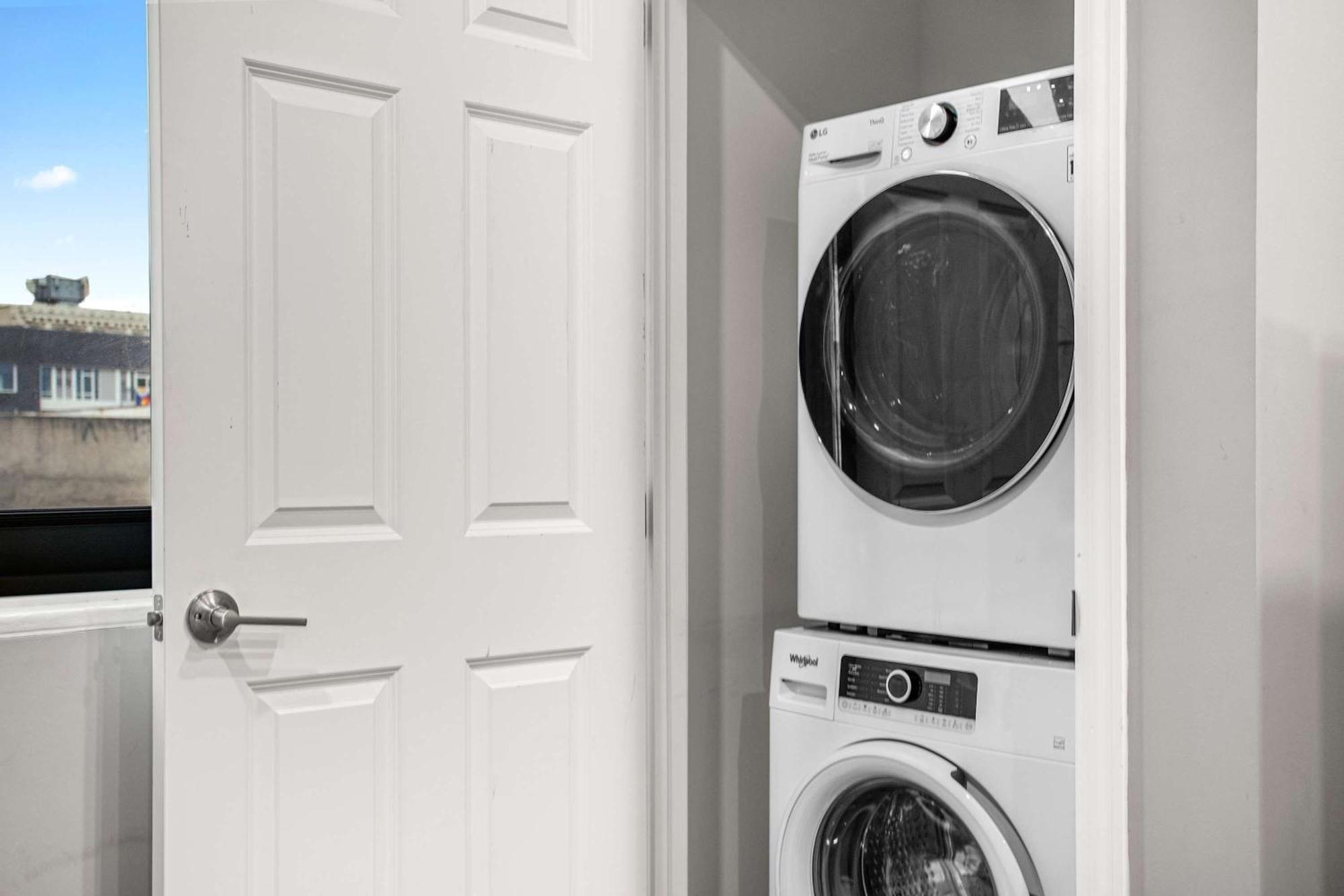 Cozysuites Stunning 1br In Downtown Pitts #20 *