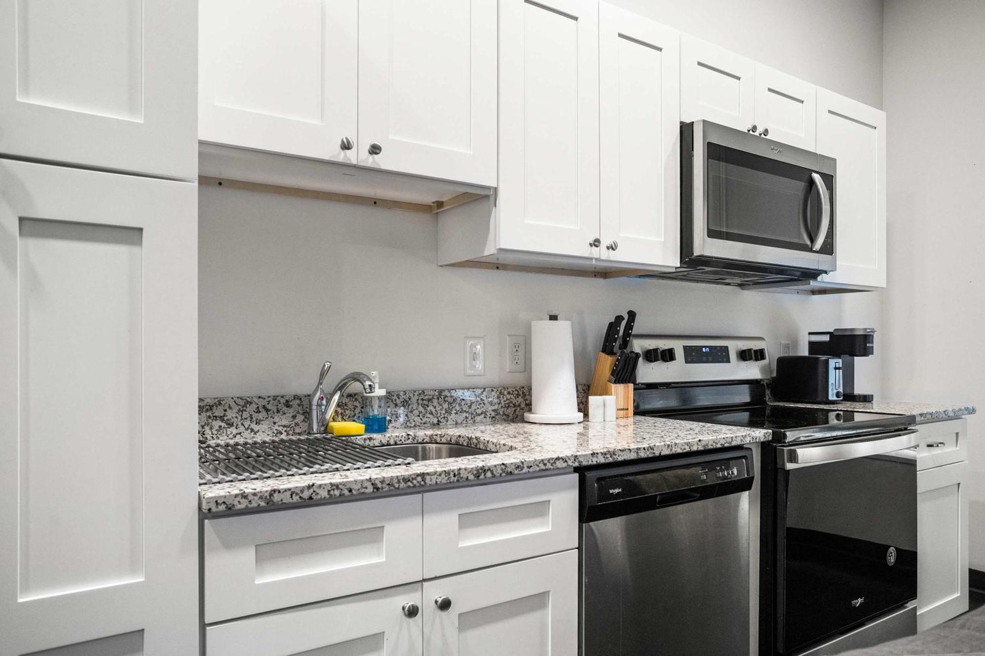 Apartment Cozysuites Stunning 1br In Downtown Pitts #13 Pittsburgh