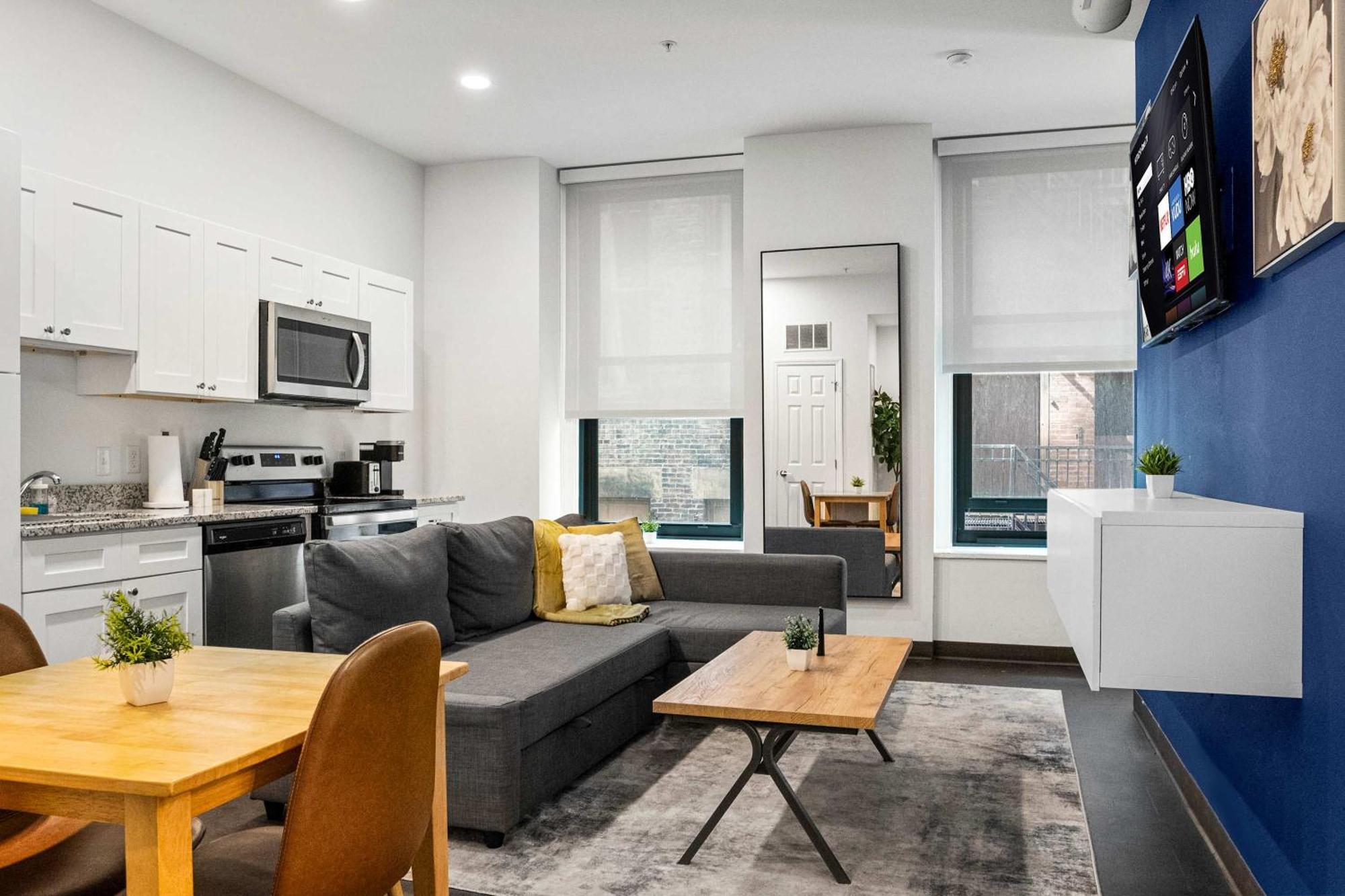 Cozysuites Stunning 1br In Downtown Pitts #13 *