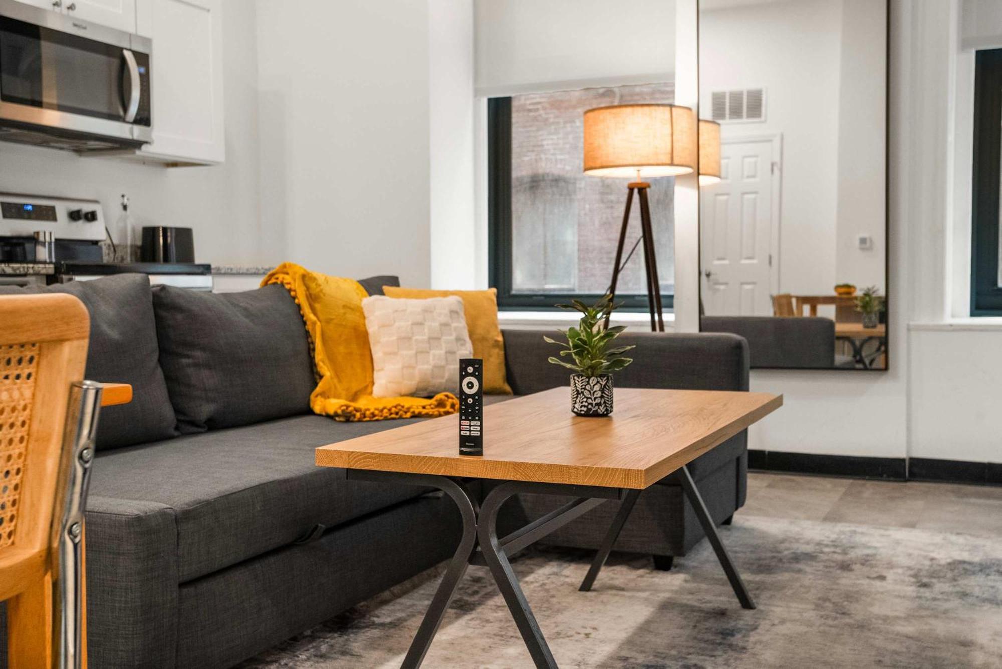 Cozysuites Stunning 1br In Downtown Pitts #8 Apartment