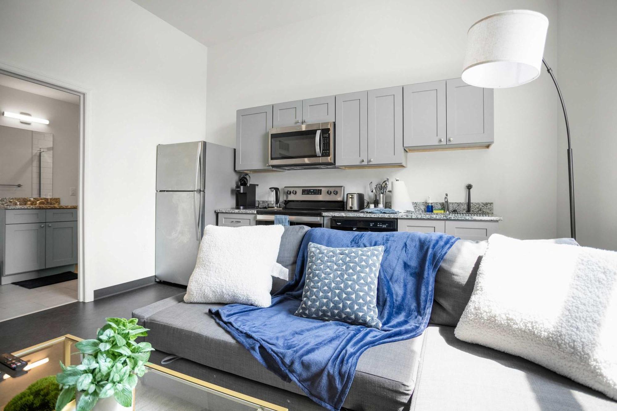 Cozysuites Modern 1br In Downtown Pitts 13