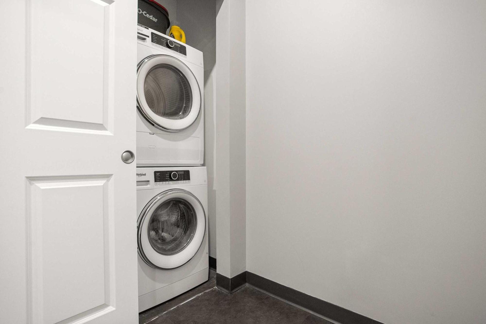 Apartment Cozysuites Modern 1br In Downtown Pitts 8 *