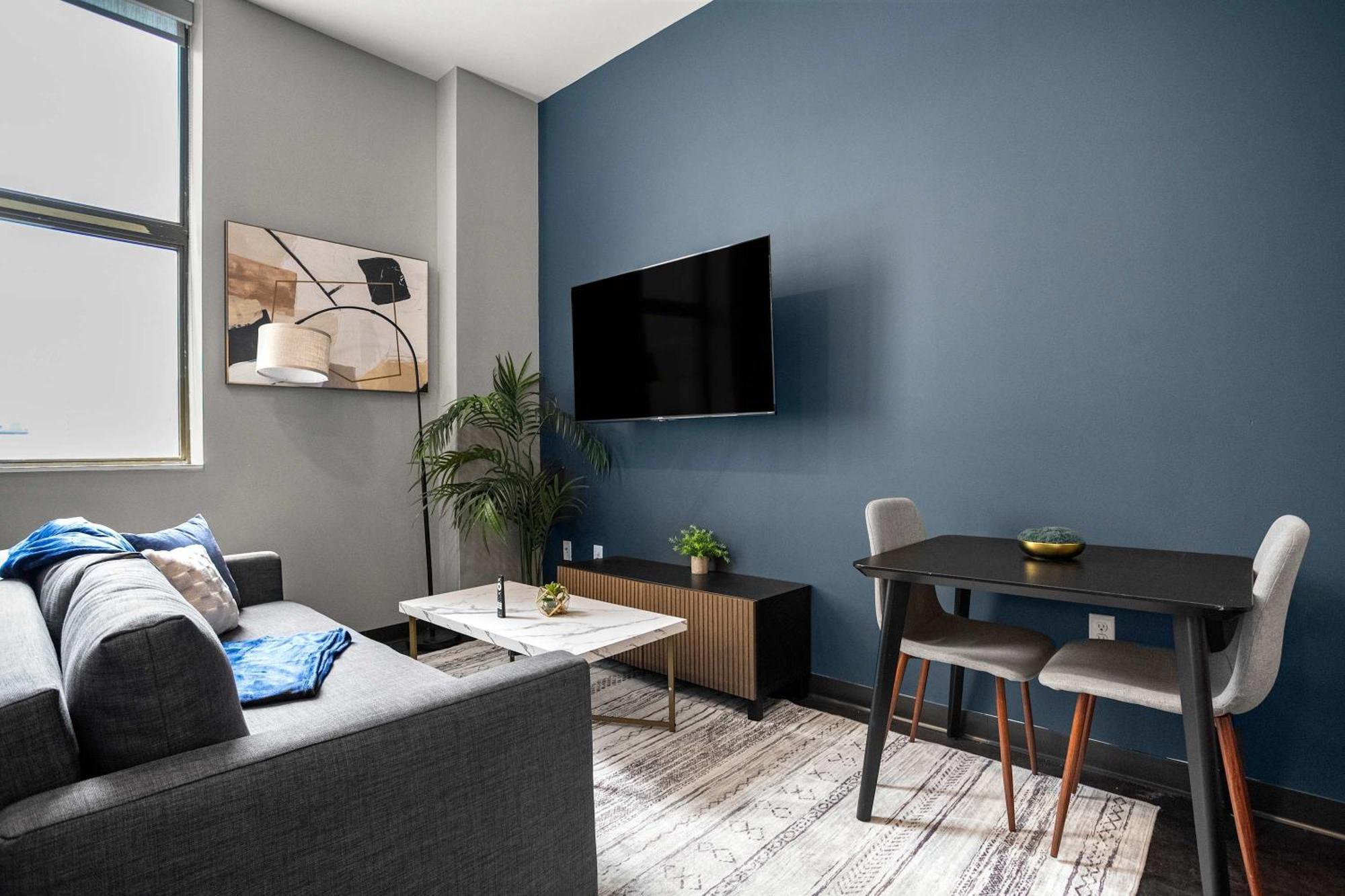 Cozysuites Modern 1br In Downtown Pitts 10 Apartment Pittsburgh