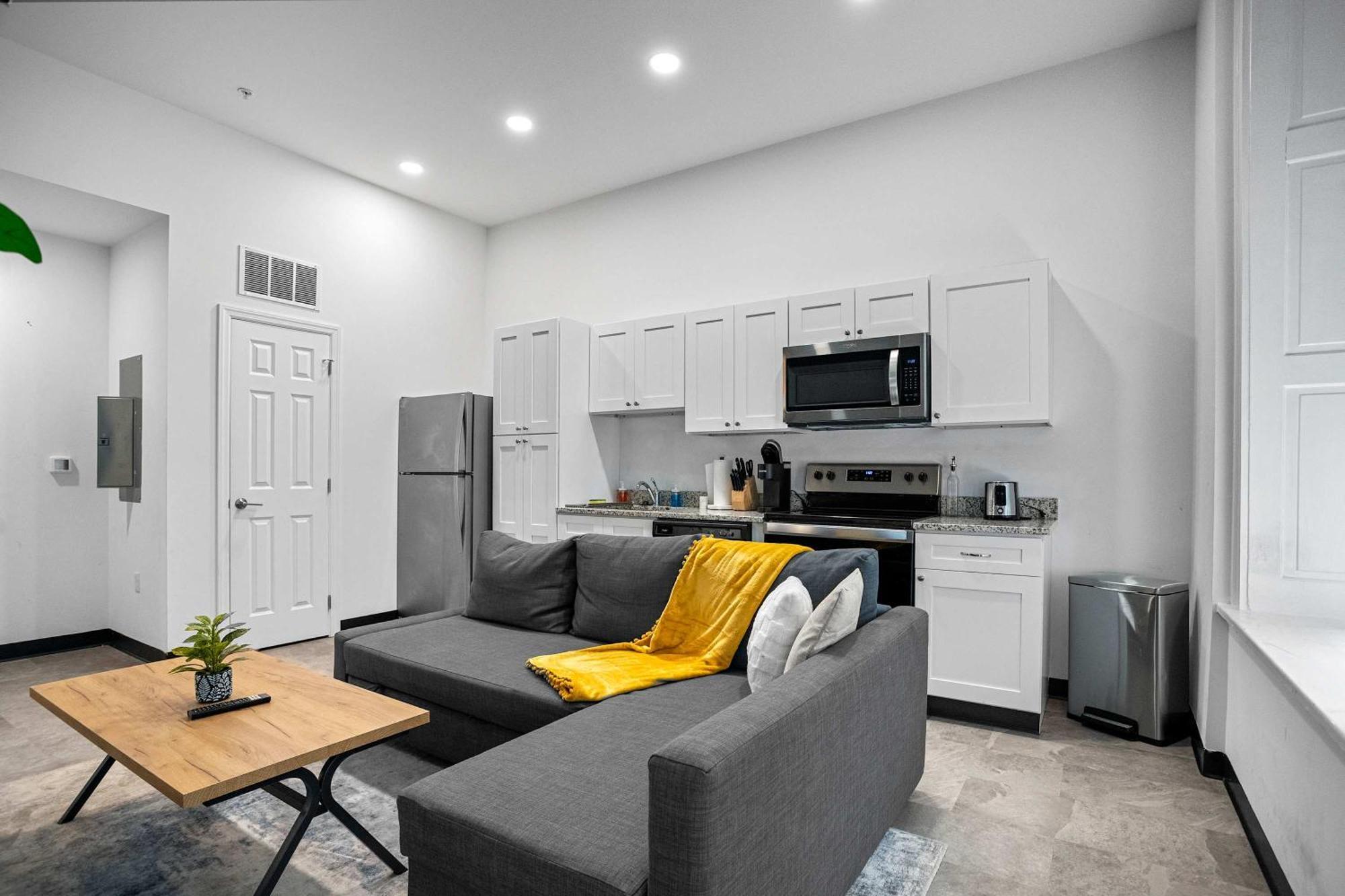 Cozysuites Stunning 1br In Downtown Pitts #7 *