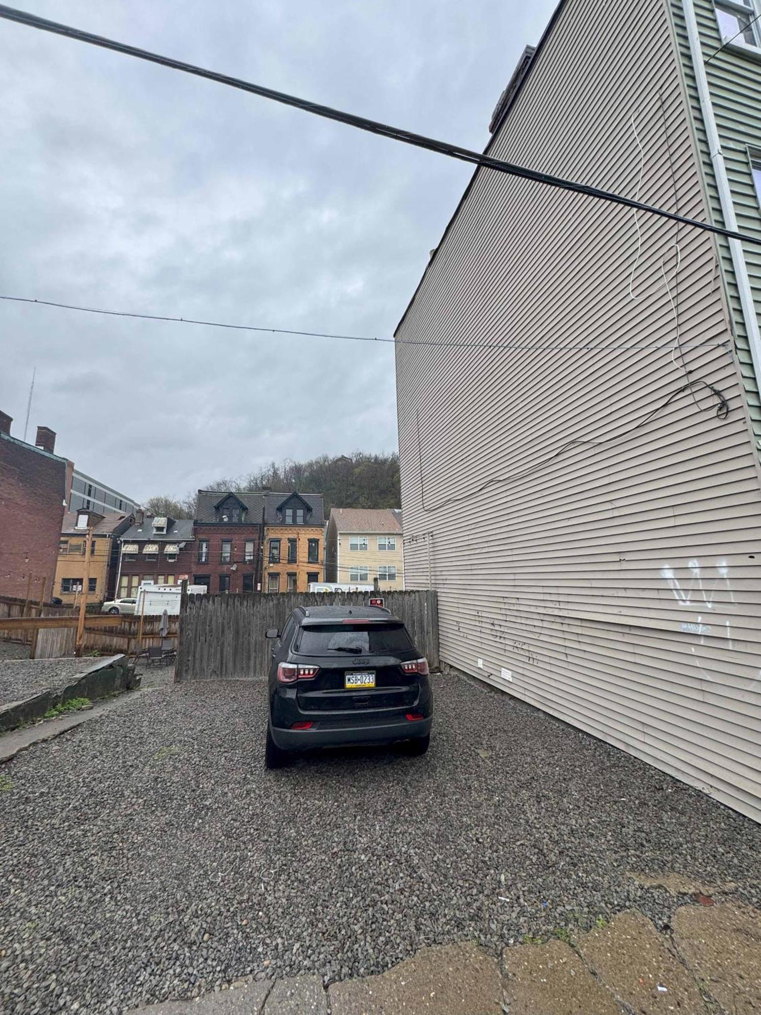 Comfy 4 Bed Northside - Near Stadiums *