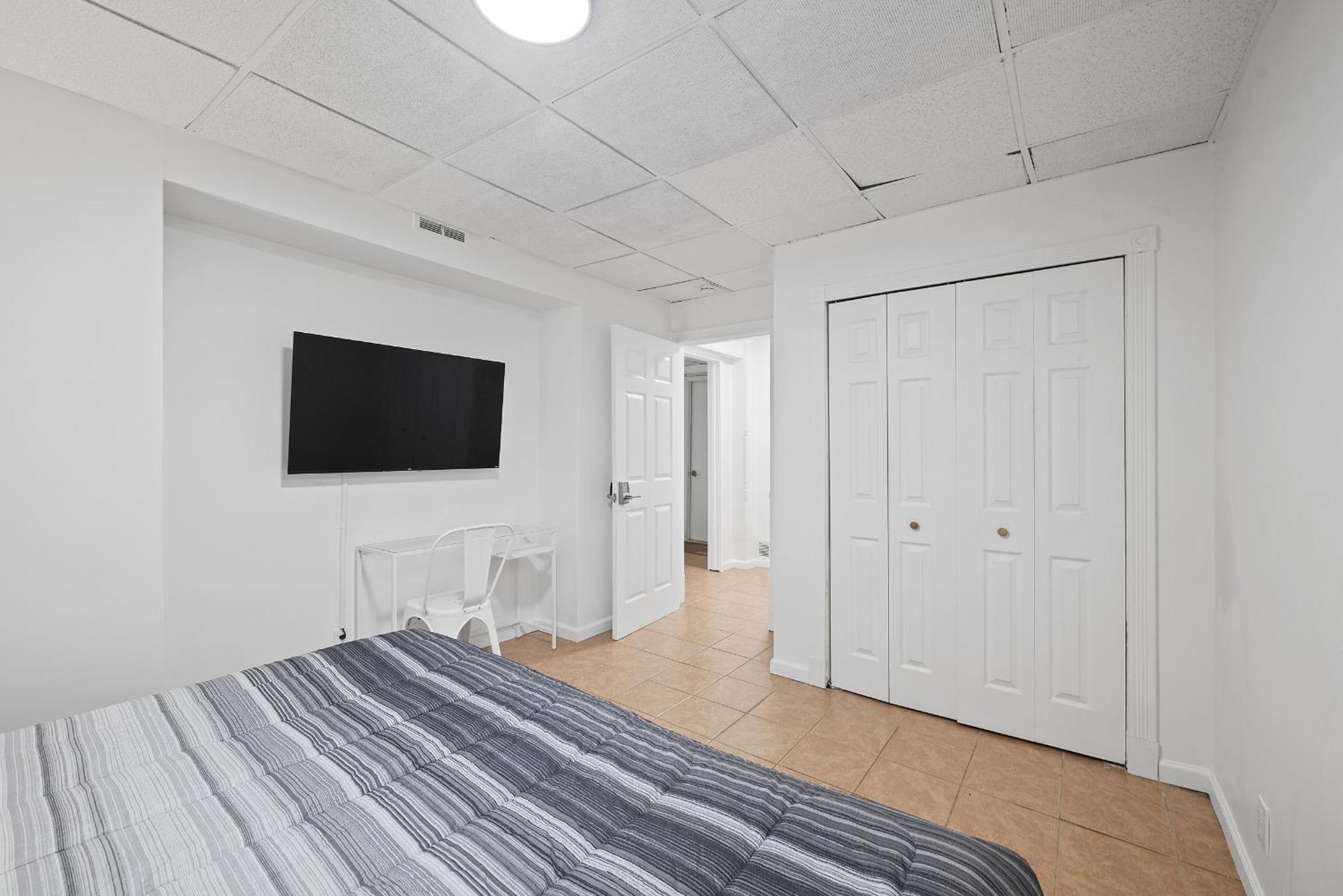 Shadyside, !a Modern And Bright Private Bedroom With Shared Bathroom Privatunterkunft