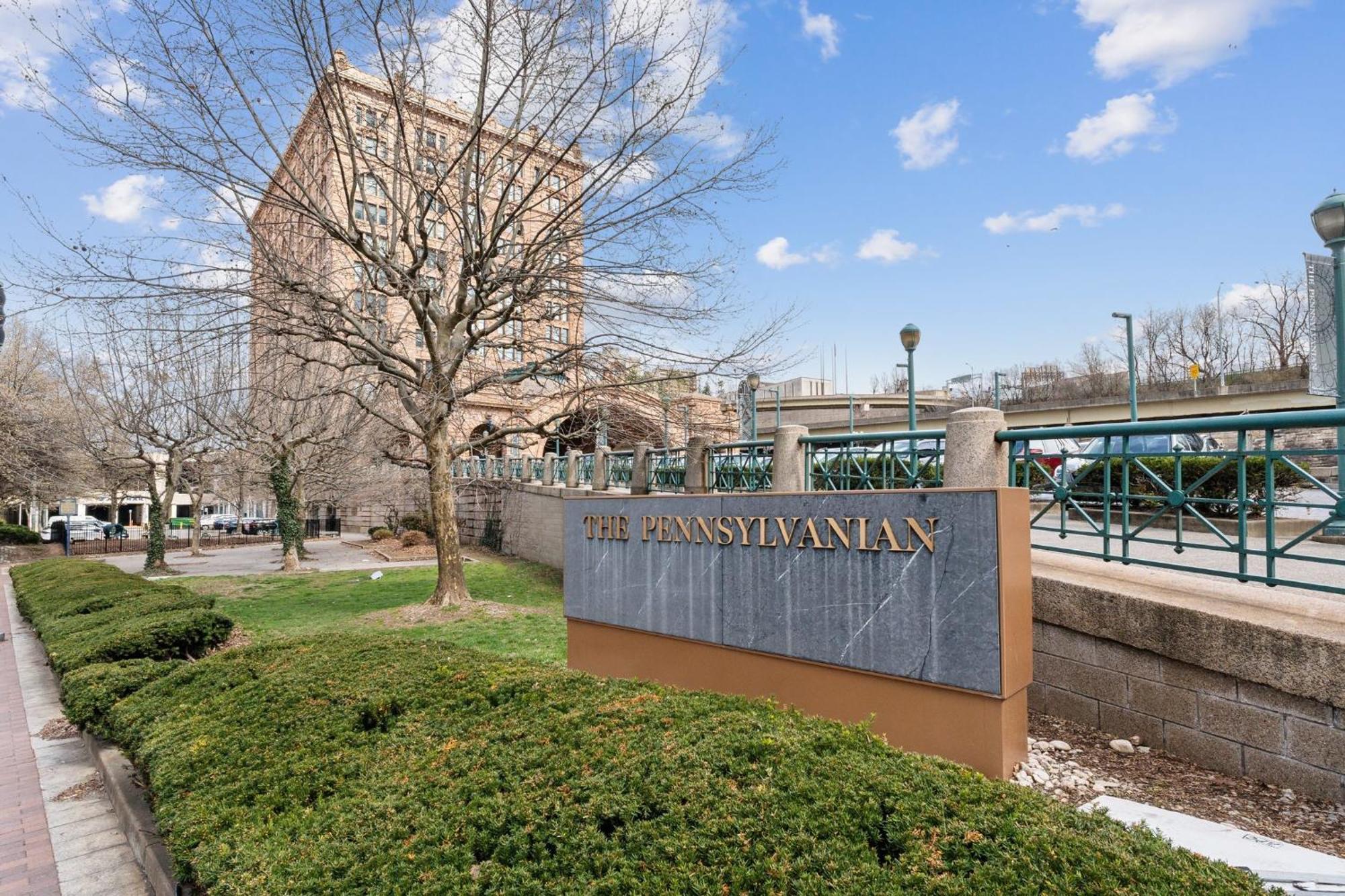 Placemakr Downtown * Pittsburgh