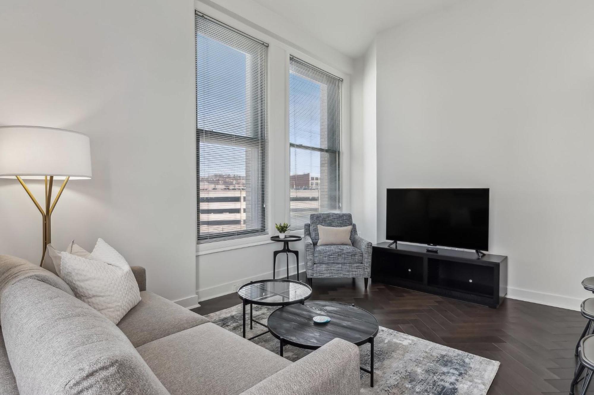 Placemakr Downtown Pittsburgh