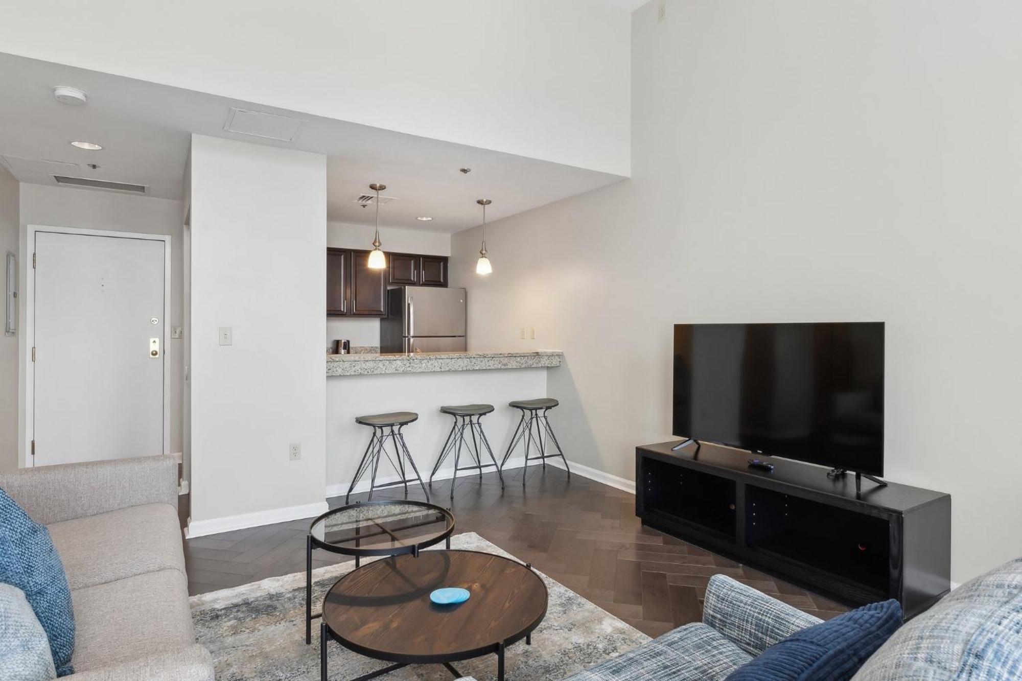 Placemakr Downtown Pittsburgh