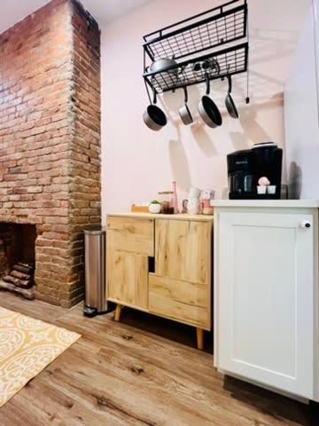 Ferienhaus Eat-in Kitchen - Designer Chic - Steps From Agh *