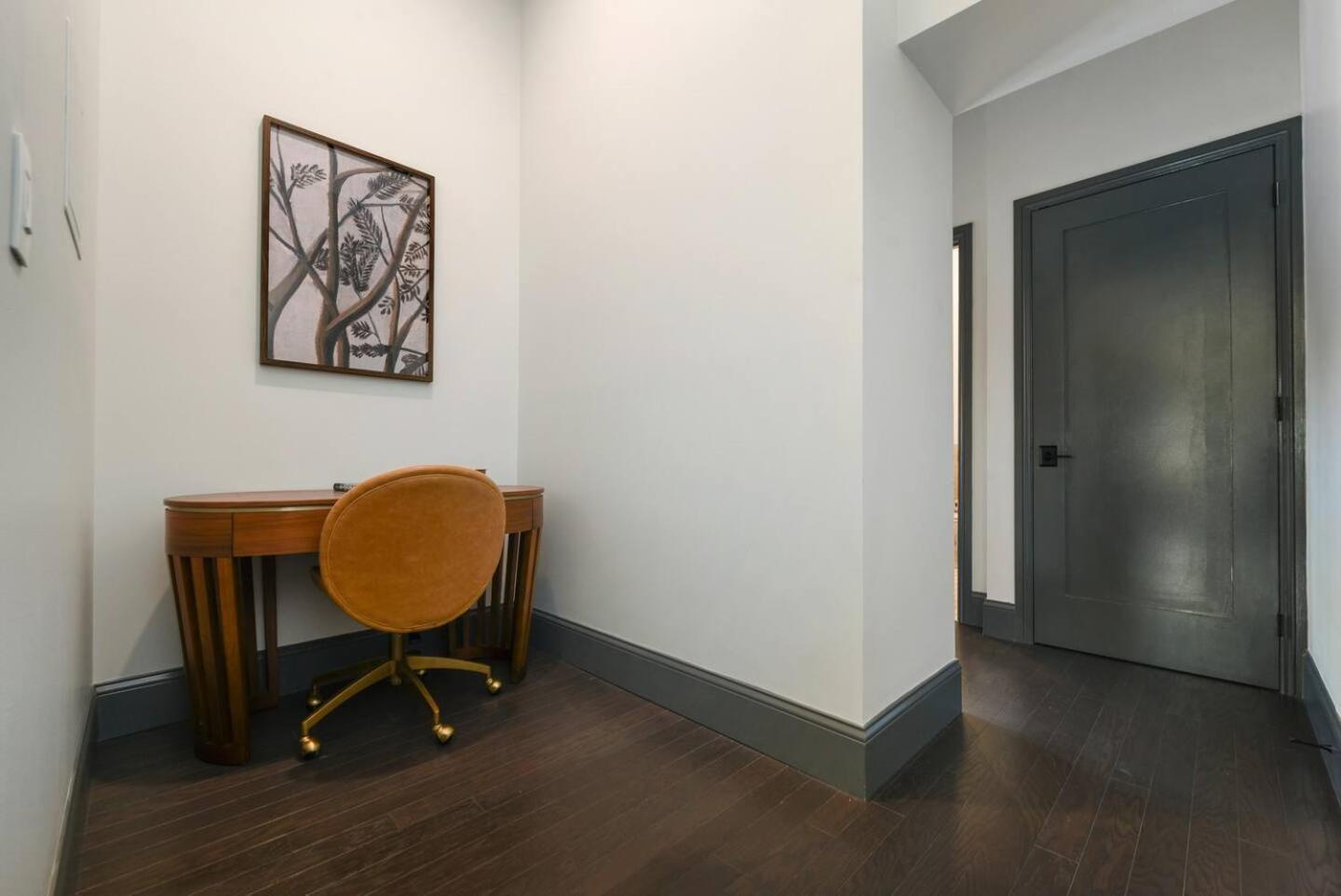 Remodeled 2br Downtown Near Dlcc