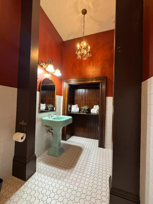 Hotel Villagio Boutique Pittsburgh