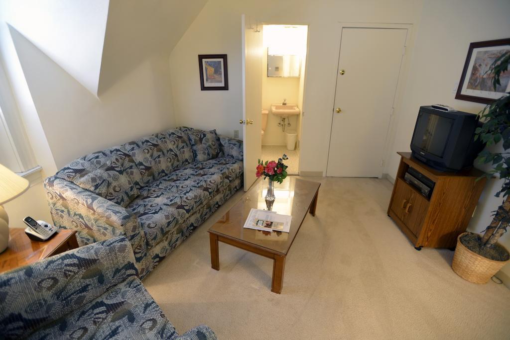 Friendship Suites