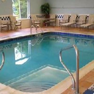 Hotel Staybridge Airport By Ihg 3*
