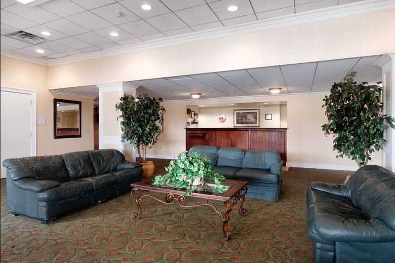 Plaza 3* Pittsburgh