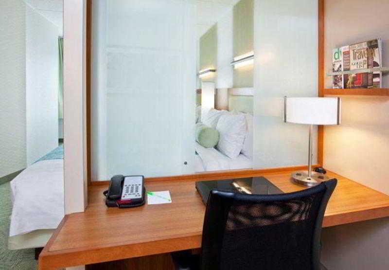 Hotel Springhill Southside Works 3*