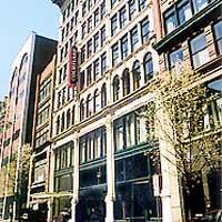 Courtyard By Marriott Downtown Hotel