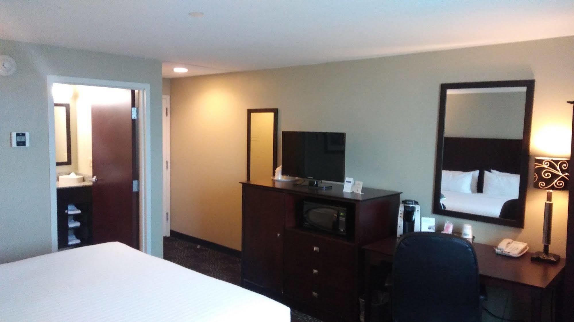 Express West - Greentree, An Ihg Hotel Pittsburgh