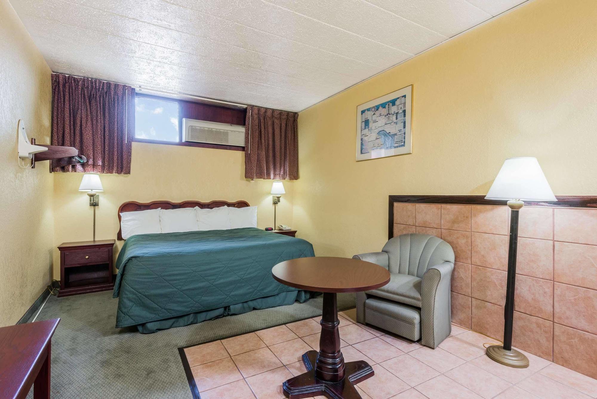 Days By Wyndham Hotel Pittsburgh