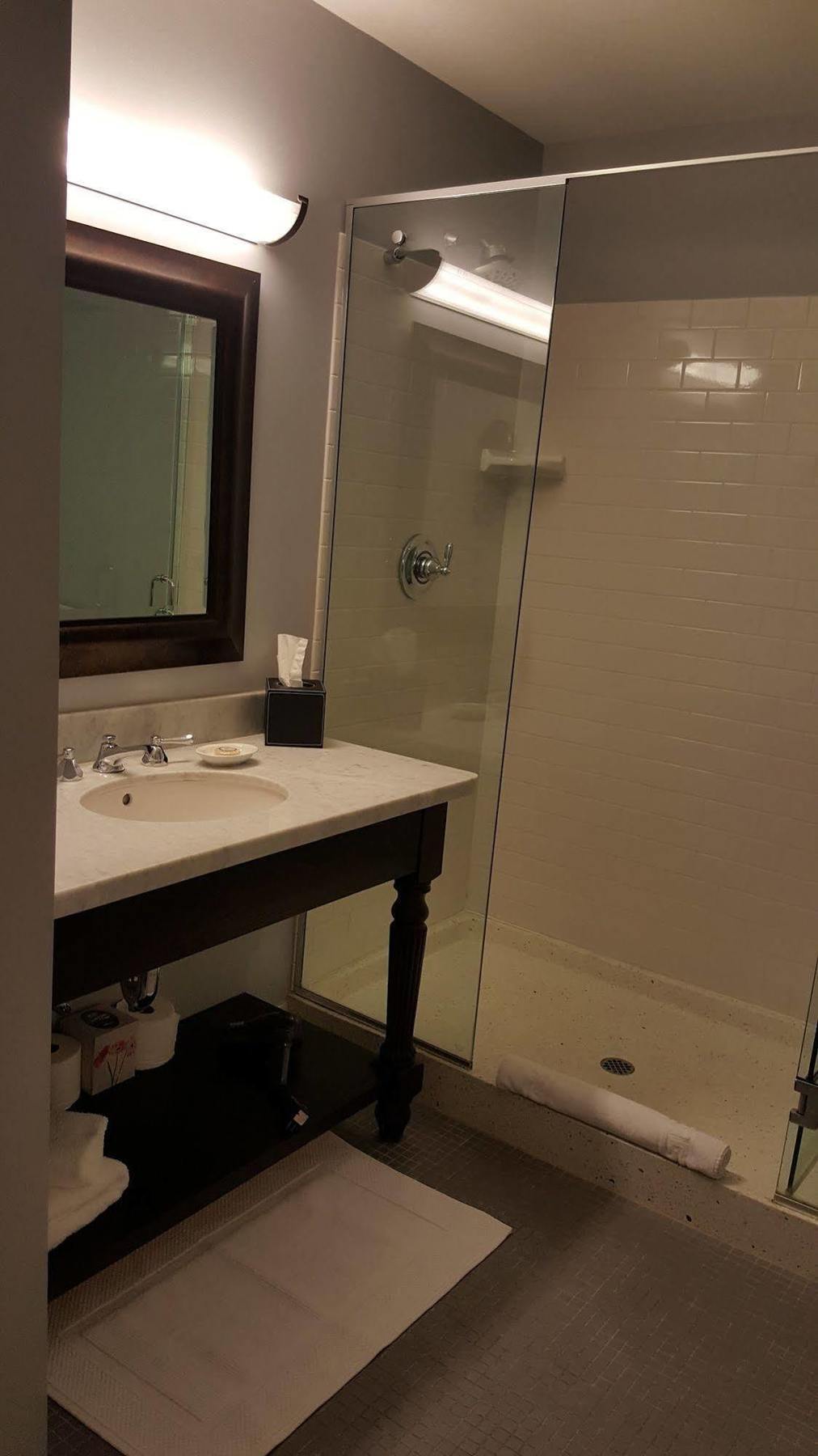 Hotel Mansions On Fifth 4*