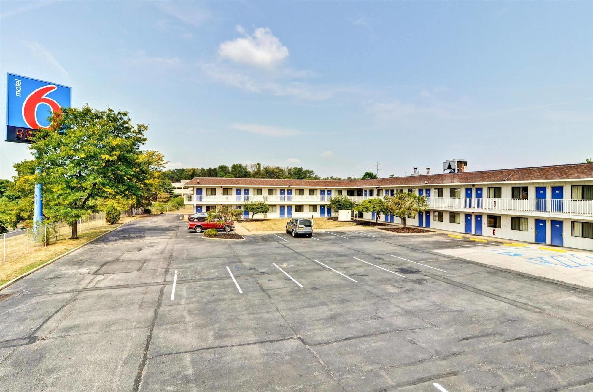 6-pittsburgh, Pa - Crafton Hotel