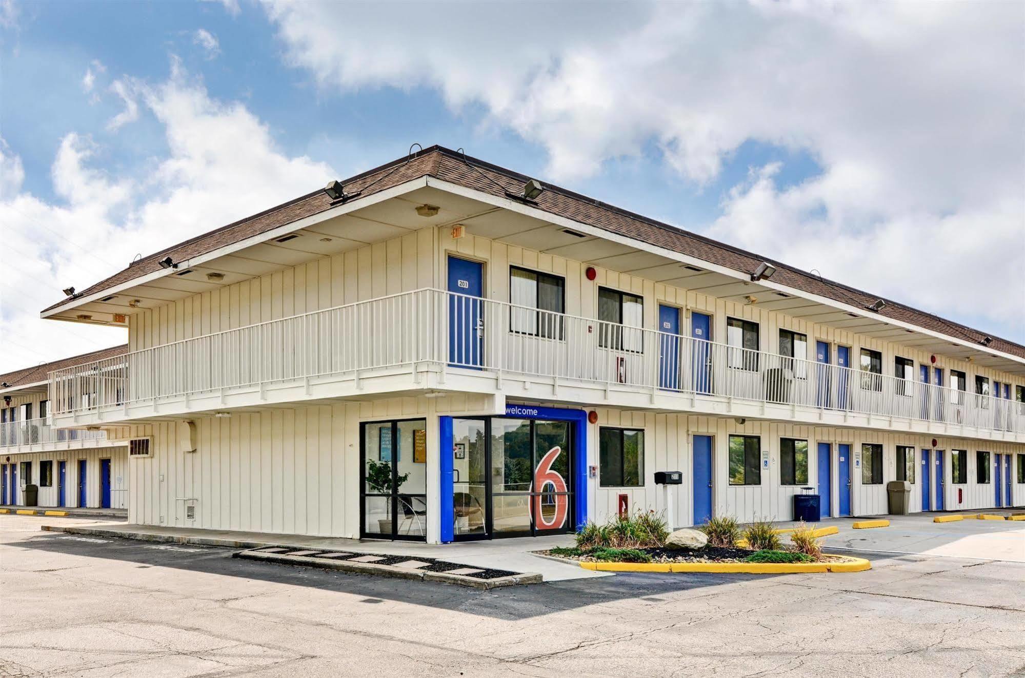 6-pittsburgh, Pa - Crafton Hotel 2*