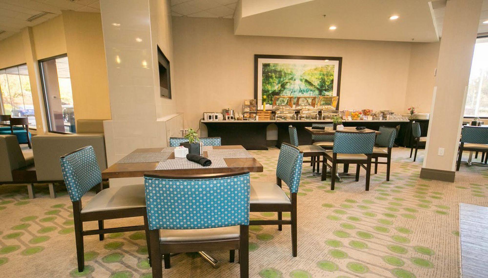 Pittsburgh Plaza Hotel