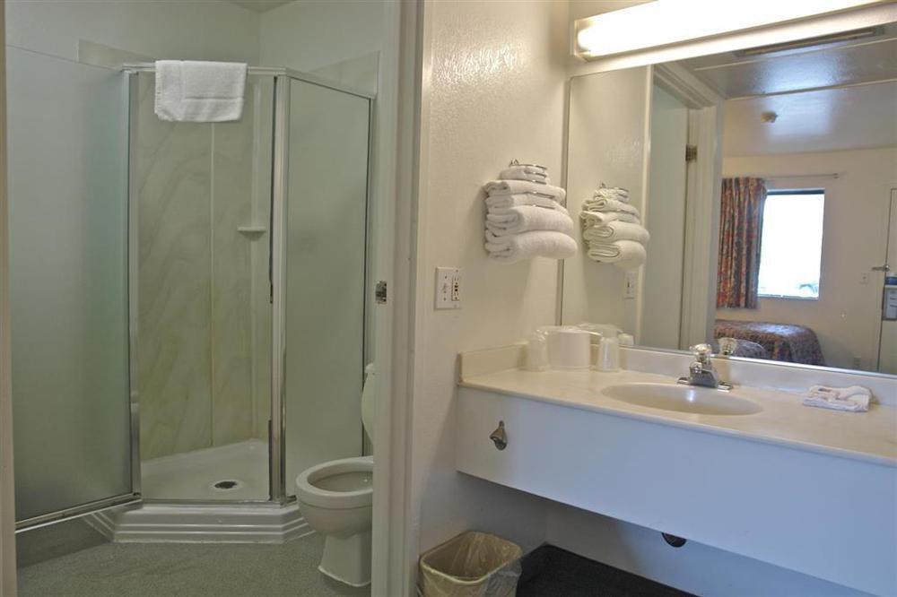 6-pittsburgh, Pa - Crafton Hotel Pittsburgh