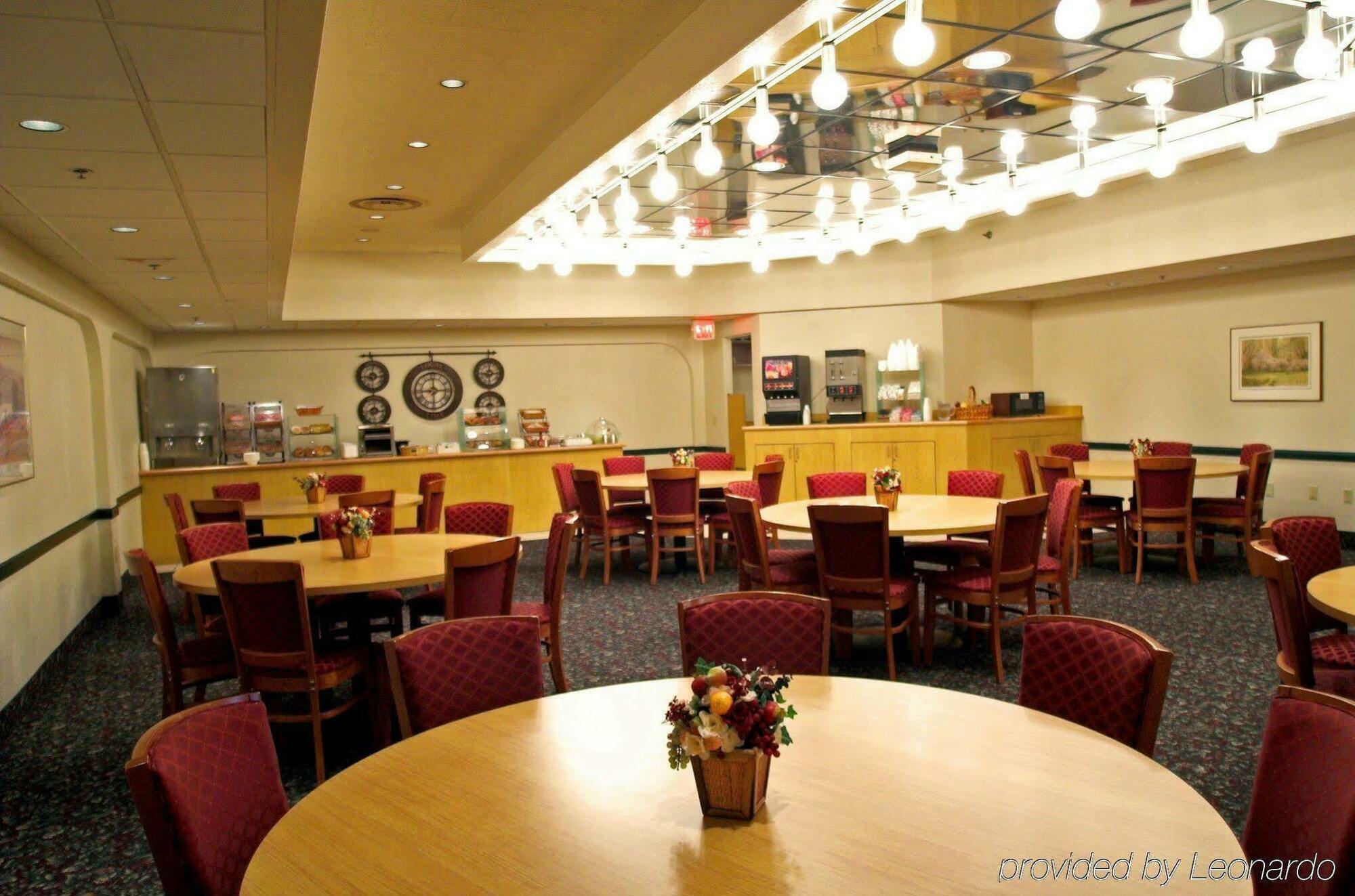 Express West - Greentree, An Ihg Hotel