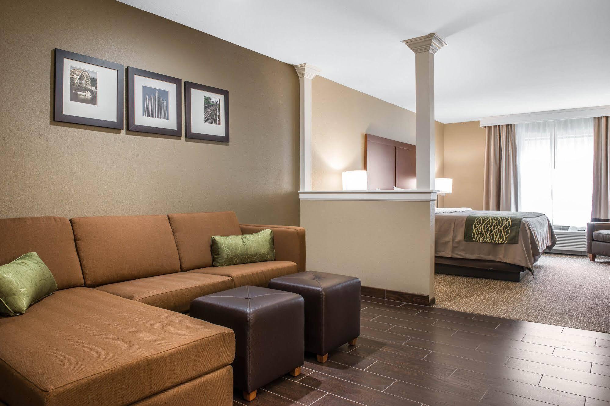Hotel Comfort & South